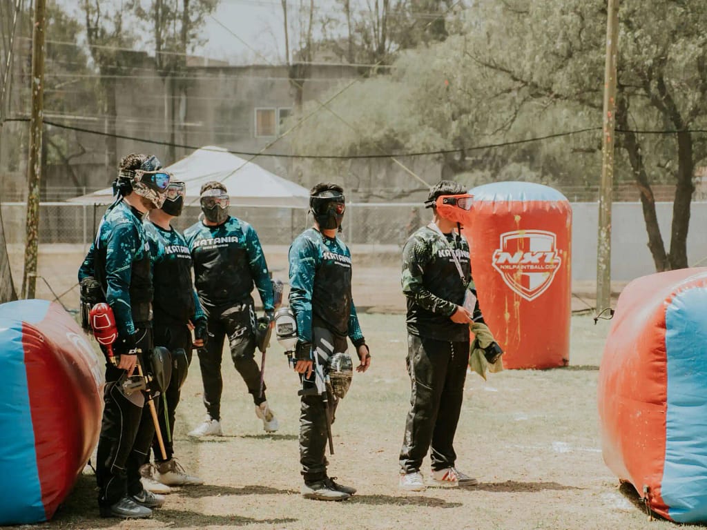 Gruppenreise planen Schweiz – Junggesellenabschied mit Paintball & Spass